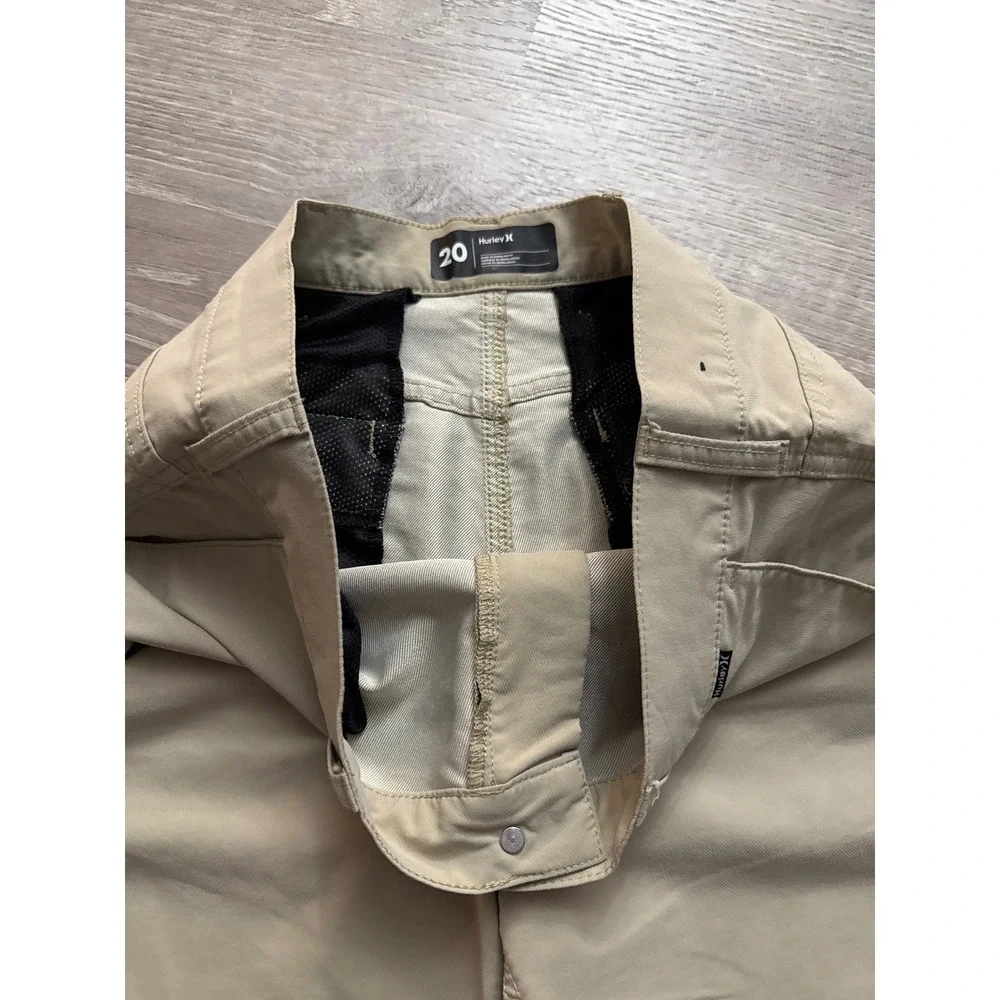 Hurley Boys Khaki 20 Dri Shorts Size 20 Casual Everyday Lightweight One and Only